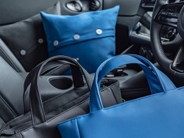 日産・フェアレディZの「内装材」をアップサイクル、初の公式ライセンス商品が登場…河西工業