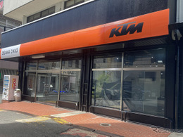 「KTM大阪中央」がグランドオープン、東大阪に新正規ディーラー誕生