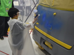 実車の塗装や重機の整備体験に子供たちも大興奮！「ジュニアメカニック2026 in 東北」が夢メッセ宮城で開幕