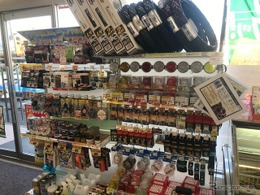 コンビニで「カー用品」を並べてみたら…意外な売れ筋　埼玉県のローソン 画像