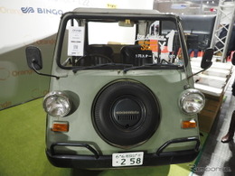 レトロな希少車、初代「バモス」と1987年の豪州限定「ランクル」に注目集まる…東京アウトドアショー2023
