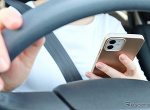 「ながらスマホ」の死傷事故、上半期、自動車・自転車ともに過去最多［新聞ウォッチ］ 画像