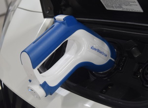 わずか30秒でEV・PHEVバッテリーの診断が可能…三洋貿易が高速バッテリー診断機「ETX010」を発表 画像