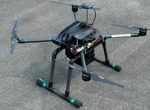 ジェイテクト、自動車のステアリング技術を使ったドローン姿勢制御技術を展示へ 画像