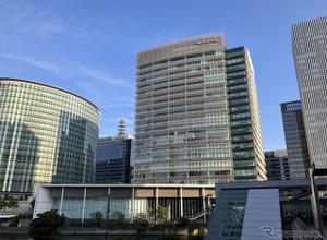 日産、横浜本社ビルを970億円で売却、中間決算は最終赤字2219億円［新聞ウォッチ］ 画像