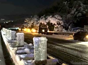 長時間立ち往生！ 高速道路の渋滞での安全な過ごし方…事前対策も 画像