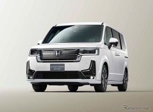 ステップワゴン スパーダ用の装着可能な純正アクセサリー「バンパーワイドガーニッシュ」…ホンダアクセス 画像