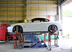 足まわりの基本！ ゴムブッシュのねじれを消す「1G締め直し」～カスタムHOW TO～ 画像