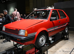 「MTで乗るのが夢だった」近藤真彦さんもニッコリ、「マッチのマーチ」学生たちの手で40年ぶりに復活…東京オートサロン2026 画像