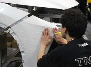 愛車の価値を守るPPF施工に注目…XPEL認定施工店「TNK」は法令遵守で安全・高品質な施工を追求 画像