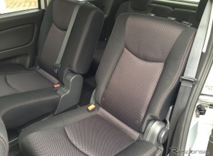 クルマの布シート、見えない汚れをDIYで一掃！ 専用クリーナーで車内がここまで変わる～Weeklyメンテナンス～ 画像