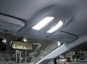 タッチ操作で調光・色味変更可能…『プリウス』30系専用LEDルームランプが登場 画像