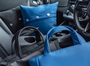 日産・フェアレディZの「内装材」をアップサイクル、初の公式ライセンス商品が登場…河西工業 画像