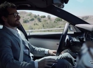 BMW 5シリーズ セダン新型、自動運転機能を採用へ 画像