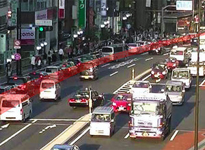 新宿駅南口エリアの渋滞に国交省がメス！高速バス運行経路の見直しなどを強化へ 画像