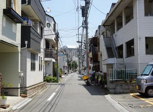 道幅狭い生活道路、法定速度を30km/hに変更へ、警察庁検討［新聞ウォッチ］ 画像