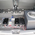 リアゲートを開けるとパワーアンプやDSP、サブウーファーがズラリと並ぶラゲッジが目に飛び込んで来る。