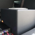 エンクロージャーもシンプルな作り込みだが、ラゲッジのリメイクに合わせて埋め込み設置することも視野に入れている。