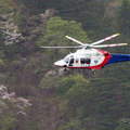 「スカイパークフェスタ2025～春～」で披露された福島県防災ヘリコプターによる防災訓練