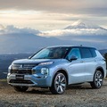 三菱 アウトランダーPHEV