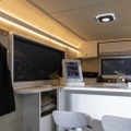 パナソニック オートモーティブシステムズの次世代移動空間「WELL Cabin OFFMO（ウエルキャビン オフモ）」