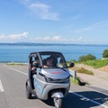 香川県土庄町の豊島で三輪電動車「EVトゥクトゥク」のレンタルサービスを開始