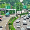 お盆期間の高速道路渋滞、昨夏よりも大幅減少、鉄道・空の利用客は増加［新聞ウォッチ］ 画像