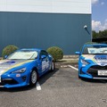 ボンネットに最優秀賞1作品と優秀賞3作品、その他80作品は車両サイドなどにラッピング