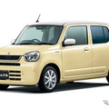 スズキは『アルト』の車重（約680kg）をさらに100kg軽量化することを目指している（写真は現行モデル）