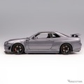 日産『スカイラインGT-R』（BNR34）の1/18スケールミニカー