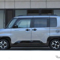 タナベ サステックNF210　三菱・デリカミニ4装着例（フロント：18mmダウン / リア：23mmダウン）
