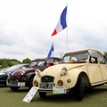 シトロエン2CV2台とC6