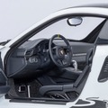 「AUTOart」の1/18スケールのダイキャストモデル、ポルシェ『911』（991.2）の「GT3 RS ヴァイザッハ・パッケージ