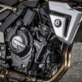 スズキ GSX-8T
