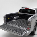 タイから並行輸入されるいすゞ『D-MAX』