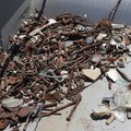 ビーチクリーン活動：釘やネジ等の金属系のゴミ