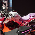 ホンダ CB750 ホーネット クロミラッピング（鈴鹿8耐2026）