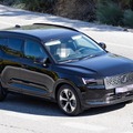 ボルボ XC40 改良新型の開発車両