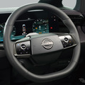 日産 エルグランド AUTECH LINE