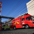 日本製紙工場の煙突崩落現場（熊本県八代市、7月29日）