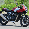 トライアンフ Thruxton 400（スラクストン400）