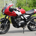 トライアンフ Thruxton 400（スラクストン400）
