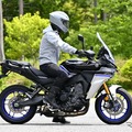 ヤマハ トレーサー9 GT+ Y-AMTのライディングポジション