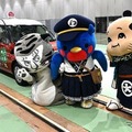 ヤサカタクシー「京都検定号」とキャラクターたち