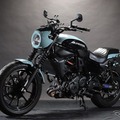 前後一体型のエリミネーター専用シート「GOODSEAT “COBRA” for ELIMINATOR/SE」