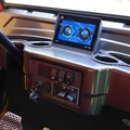 オリンピアが開発したドア付きゴルフカート「AirCon Cart（エアコンカート）」