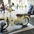 新基準原付のホンダ スーパーカブ110ライトとヤマハ ジョグワン