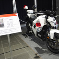 警視庁が展示した白バイ仕様のホンダ WN7