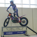 電動トライアルバイクによるデモンストレーションを披露したヤマハライダーの氏川政哉選手