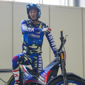 電動トライアルバイクによるデモンストレーションを披露したヤマハライダーの氏川政哉選手